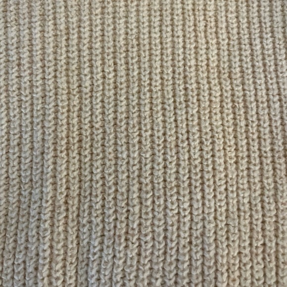 Abound hoodie Sweater - Picture 7 of 8